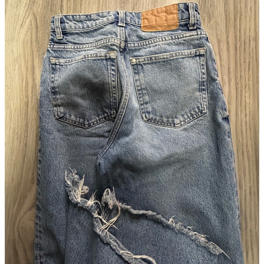 H&M High Waisted Wide Leg Jeans Distressed Ripped Blue Denim Size‎ 4 - Picture 4 of 4